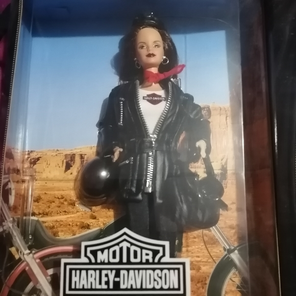 Harley Barbie Set - Picture 8 of 10